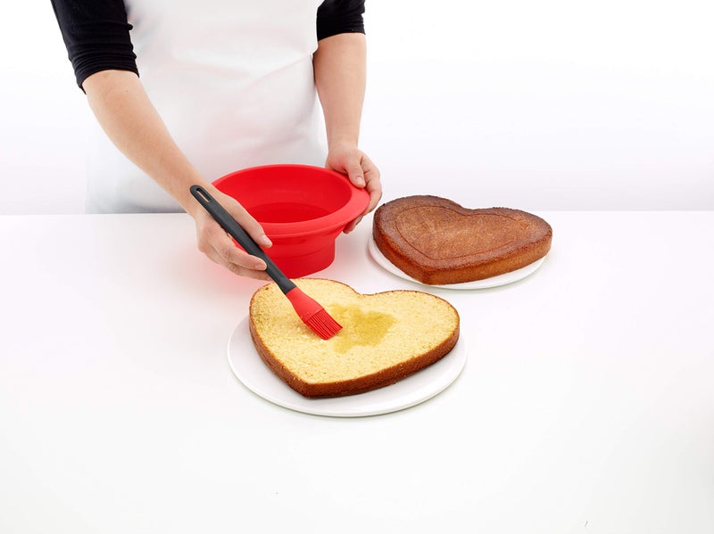 Lekue Heart Cake Mold, Red - Image 3